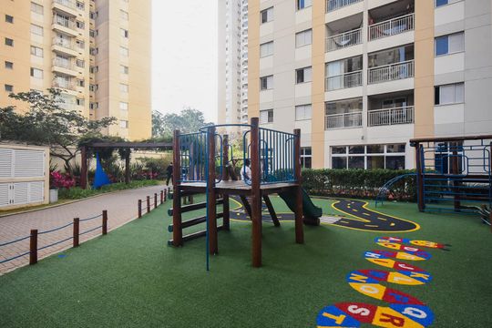 Playground de apartamento à venda com 2 quartos, 72m² em Jardim Henriqueta, Taboão da Serra