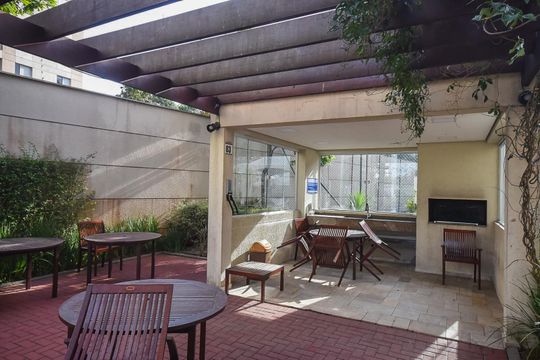 Churrasqueira de apartamento à venda com 2 quartos, 72m² em Jardim Henriqueta, Taboão da Serra