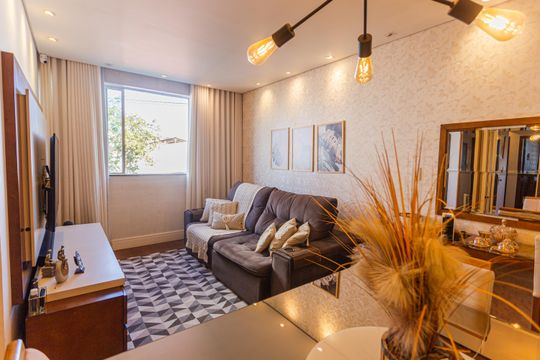 Sala de apartamento à venda com 3 quartos, 80m² em Sagrada Família, Belo Horizonte