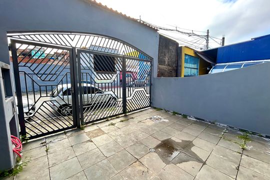 Garagem de casa para alugar com 3 quartos, 180m² em Cidade Parque Alvorada, Guarulhos