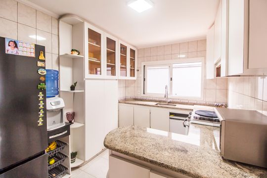 Cozinha de casa de condomínio para alugar com 4 quartos, 387m² em Alphaville, Santana de Parnaíba