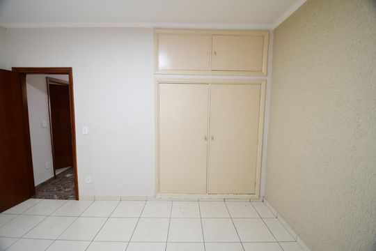 Quarto 2 de casa à venda com 3 quartos, 250m² em Jardim Chapadão, Campinas