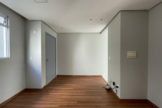 Apartamento à venda com 2 quartos, 57m² em Diehl, Novo Hamburgo
