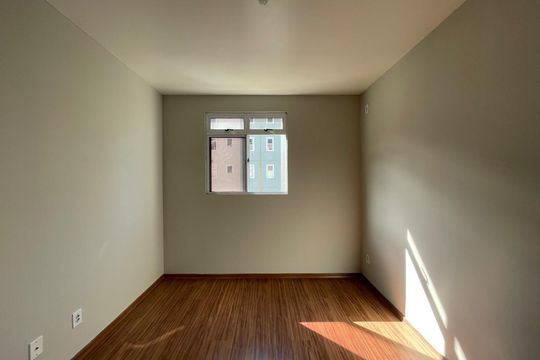 Apartamento à venda com 2 quartos, 57m² em Diehl, Novo Hamburgo