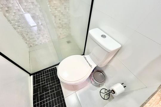 Banheiro de apartamento à venda com 2 quartos, 86m² em Santa Teresinha, São Paulo