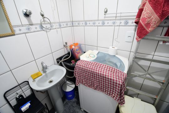 Banheiro de kitnet/studio à venda com 1 quarto, 40m² em Centro, Campinas