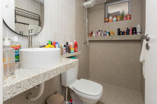 Banheiro de apartamento à venda com 2 quartos, 49m² em Interlargos, São Paulo
