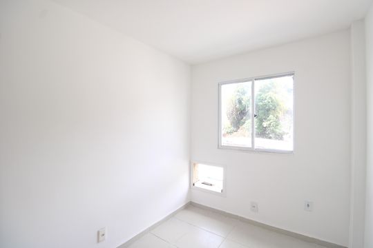 Quarto 2 de casa de condomínio à venda com 3 quartos, 75m² em Taquara, Rio de Janeiro