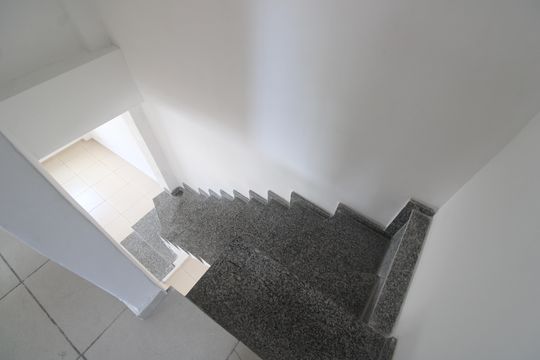 Sala - Escada de casa de condomínio à venda com 3 quartos, 75m² em Taquara, Rio de Janeiro