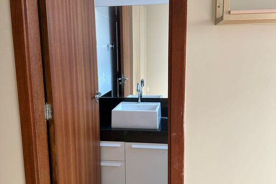 Casa de Condomínio para alugar com 3 quartos, 270m² em Laranjeiras, Uberlândia