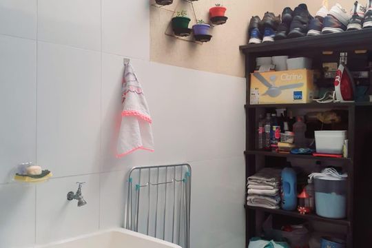 Área de serviço de casa de condomínio à venda com 2 quartos, 78m² em Vila Granada, São Paulo
