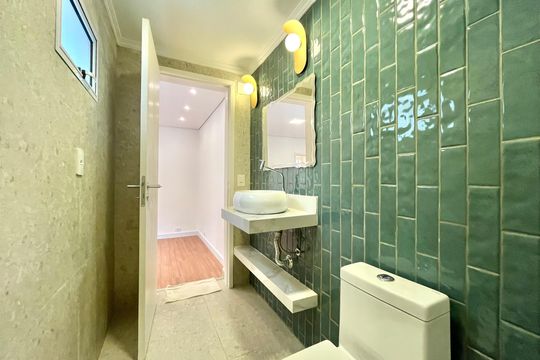 Banheiro da Suíte de casa à venda com 3 quartos, 100m² em Vila Guarani (zona Sul), São Paulo