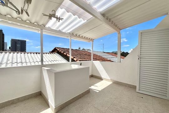Área de Serviço de casa à venda com 3 quartos, 100m² em Vila Guarani (zona Sul), São Paulo