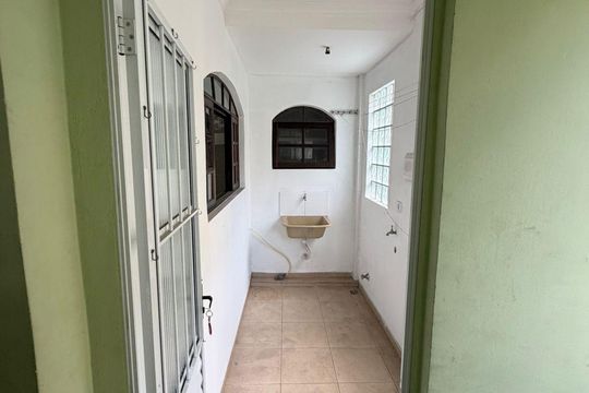 Área de serviço de apartamento para alugar com 1 quarto, 50m² em Associacao Sobradinho, São Paulo