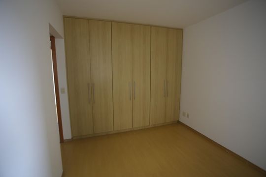 Quarto 2 de apartamento para alugar com 3 quartos, 95m² em Buritis, Belo Horizonte