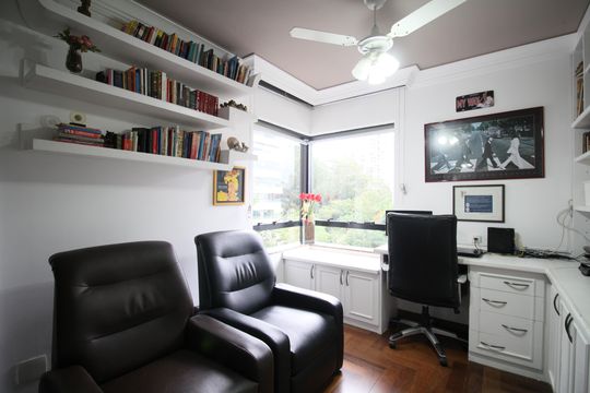 Escritório de apartamento para alugar com 4 quartos, 162m² em Vila Andrade, São Paulo