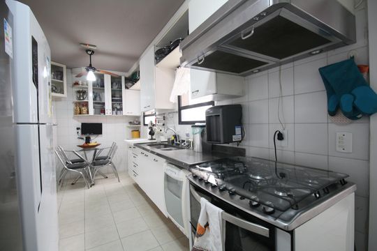 Cozinha de apartamento para alugar com 4 quartos, 162m² em Vila Andrade, São Paulo