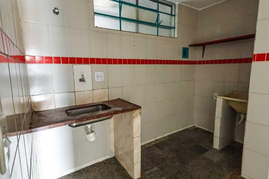 Cozinha e Área de Serviço de apartamento para alugar com 2 quartos, 45m² em Lagoinha, Belo Horizonte