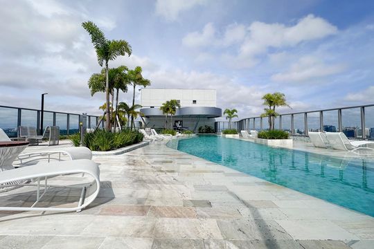 Área comum - Piscina de apartamento à venda com 1 quarto, 50m² em Jardim das Acacias, São Paulo