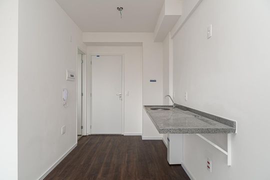Cozinha de kitnet/studio para alugar com 1 quarto, 26m² em Bela Vista, São Paulo