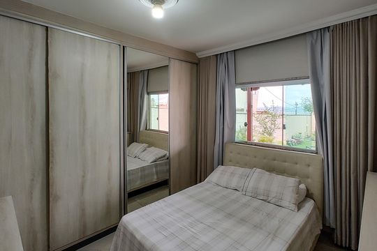 Casa para alugar com 5 quartos, 190m² em Jardim dos Comerciários, Belo Horizonte