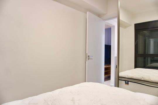 Quarto 1 de apartamento para alugar com 2 quartos, 65m² em Lourdes, Belo Horizonte