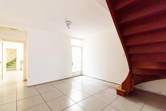 Sala de casa à venda com 2 quartos, 110m² em Perdizes, São Paulo
