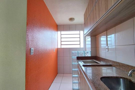 Cozinha de apartamento para alugar com 2 quartos, 45m² em Canudos, Novo Hamburgo