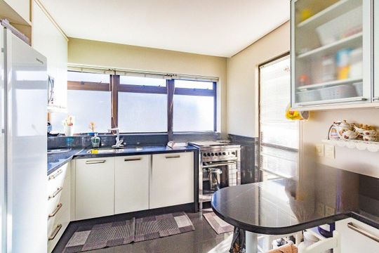 Cozinha de apartamento para alugar com 3 quartos, 251m² em Petrópolis, Porto Alegre