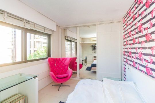 Quarto 3 de apartamento para alugar com 3 quartos, 251m² em Petrópolis, Porto Alegre