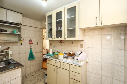 Cozinha de apartamento à venda com 2 quartos, 58m² em Vila Moinho Velho, São Paulo