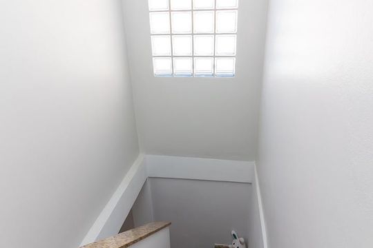 Corredor dos Quartos - Escada de casa à venda com 3 quartos, 150m² em Vila Diva, São Paulo