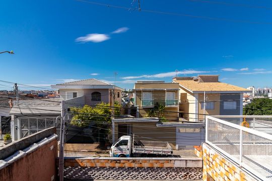Quarto 1 - Vista de casa à venda com 3 quartos, 150m² em Vila Diva, São Paulo