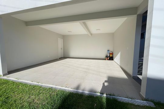 Garagem de casa de condomínio para alugar com 5 quartos, 259m² em Trindade, Florianópolis