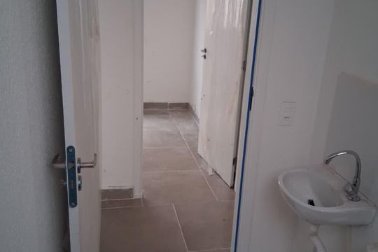 Banheiro de apartamento para alugar com 2 quartos, 48m² em Residencial Parque Dos Sonhos 2, Goiânia