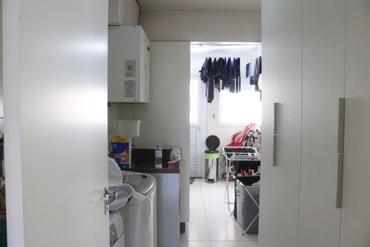 Área de Serviço de apartamento à venda com 4 quartos, 283m² em Jardim das Perdizes, São Paulo