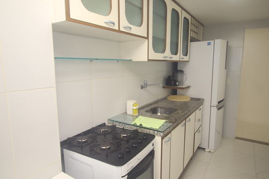 Cozinha de apartamento para alugar com 3 quartos, 100m² em Pituaçu, Salvador