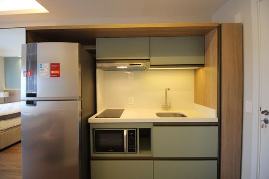 Cozinha de kitnet/studio para alugar com 1 quarto, 27m² em Passo D’areia, Porto Alegre