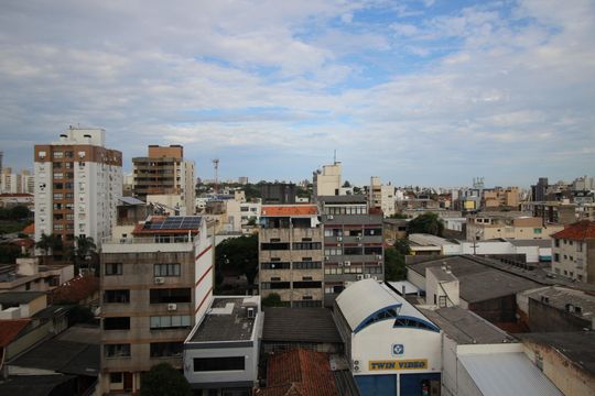 Vista de kitnet/studio para alugar com 1 quarto, 27m² em Passo D’areia, Porto Alegre