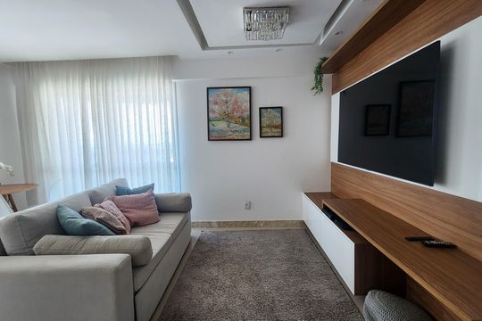 Sala de apartamento para alugar com 1 quarto, 52m² em Ondina, Salvador