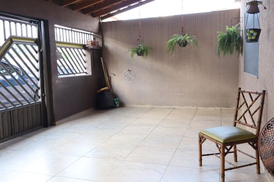 Garagem de casa à venda com 3 quartos, 172m² em Vila Bela, São Paulo