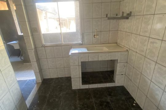 Casa para alugar com 2 quartos, 70m² em Heliópolis, Belford Roxo