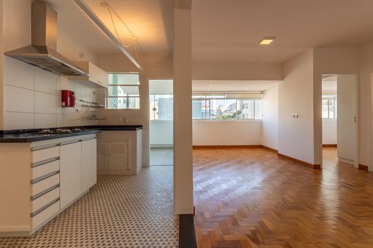 Cozinha de apartamento à venda com 1 quarto, 60m² em Vila Buarque, São Paulo