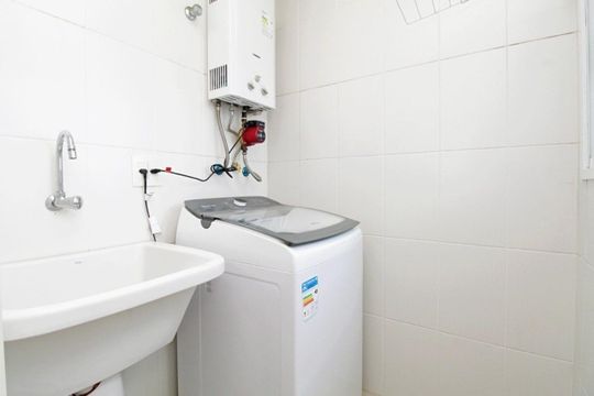 Área de serviço de apartamento para alugar com 2 quartos, 72m² em Santana, Porto Alegre