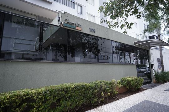 Apartamento à venda com 2 quartos, 65m² em Jardim Goiás, Goiânia