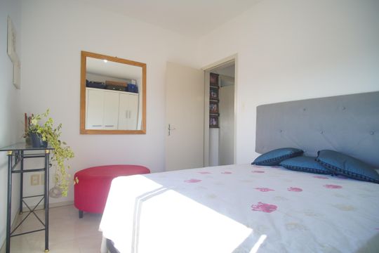Quarto 1 de apartamento para alugar com 2 quartos, 67m² em São José, São Leopoldo