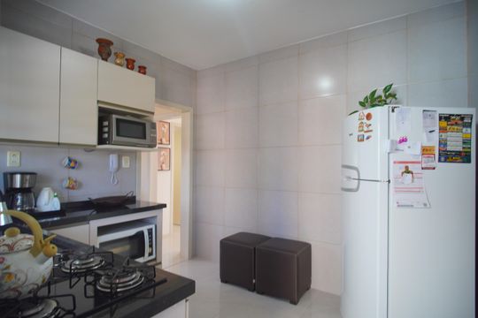 Cozinha de apartamento à venda com 2 quartos, 67m² em São José, São Leopoldo