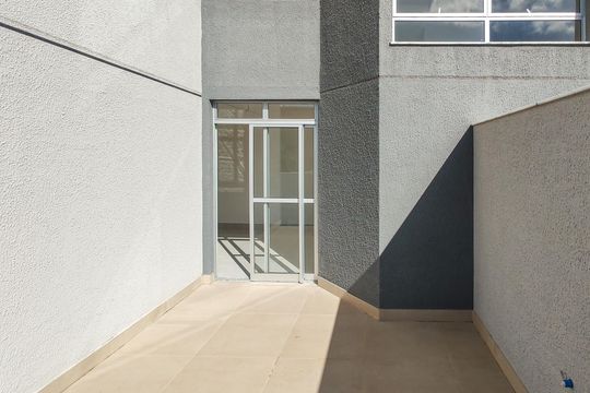 Área Privada de apartamento à venda com 2 quartos, 90m² em Santa Rosa, Belo Horizonte