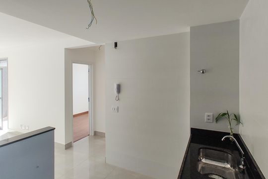 Cozinha de apartamento à venda com 2 quartos, 90m² em Santa Rosa, Belo Horizonte