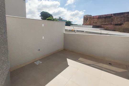 Área Privada de apartamento à venda com 2 quartos, 90m² em Santa Rosa, Belo Horizonte